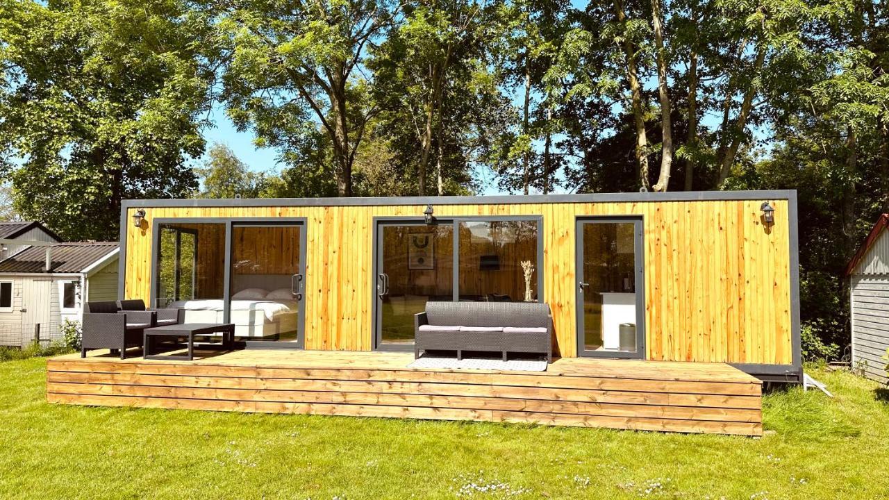 Luxe Tiny House Bij Het Leekstermeer Matsloot Zewnętrze zdjęcie