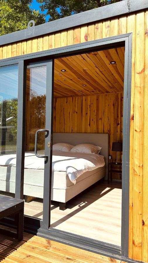 Luxe Tiny House Bij Het Leekstermeer Matsloot Zewnętrze zdjęcie