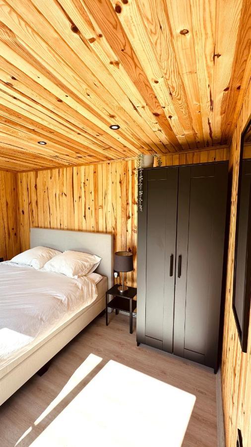 Luxe Tiny House Bij Het Leekstermeer Matsloot Zewnętrze zdjęcie