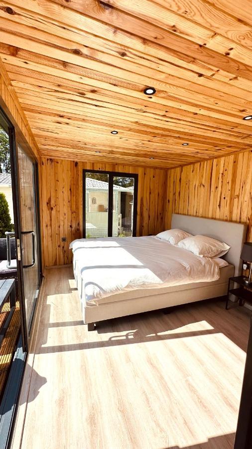 Luxe Tiny House Bij Het Leekstermeer Matsloot Zewnętrze zdjęcie